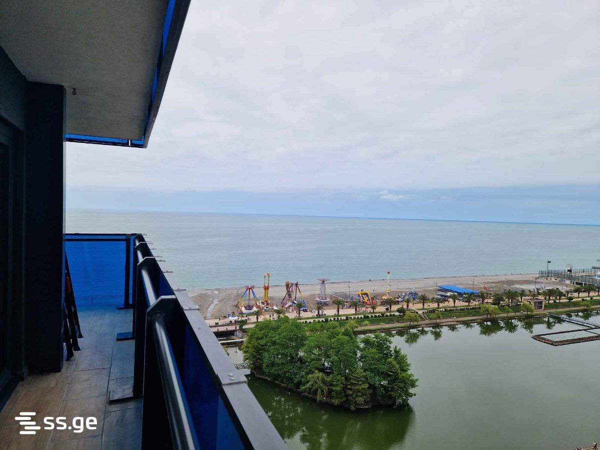 3 room Flat For Sale. Batumi - Vista 3