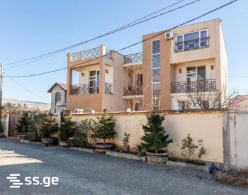 10 Room Hotel For Rent. Chugureti view 9