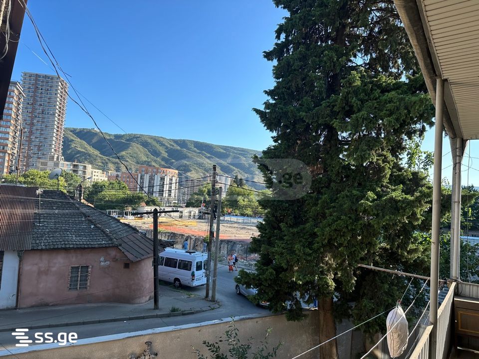 10 Room Private House For Sale view 9