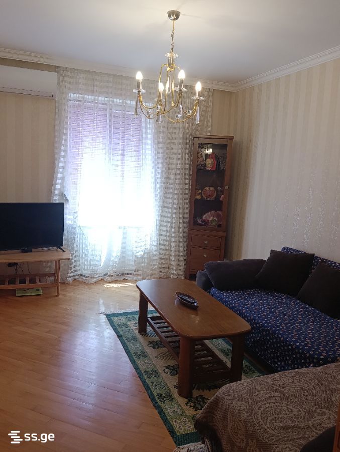 3 Room Flat For Sale view 9