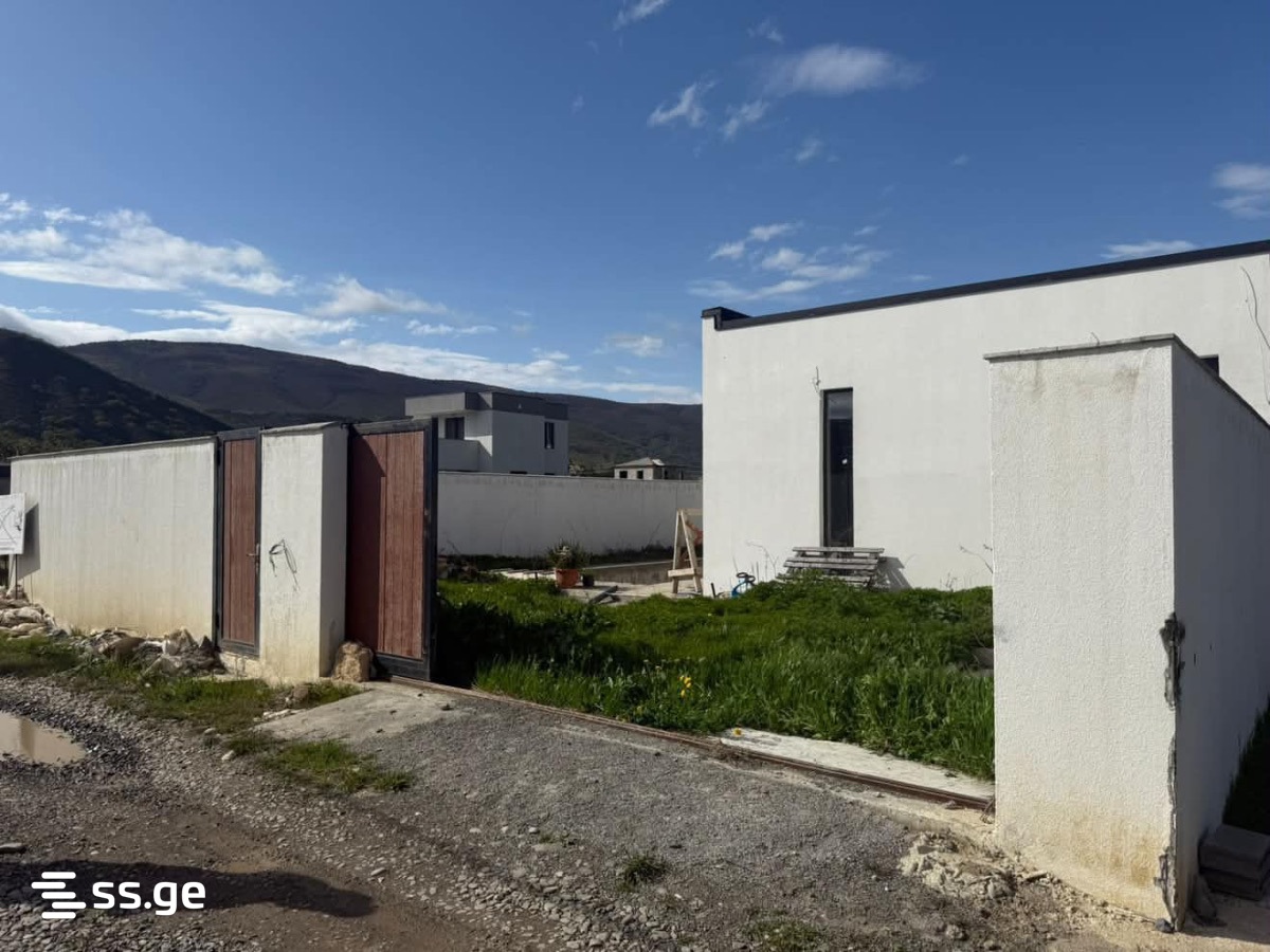 4 Room Summer Cottage For Sale view 3