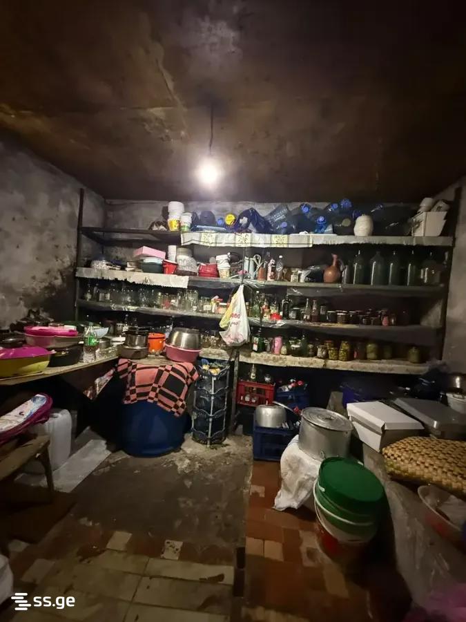 8 Room Private House For Sale view 11