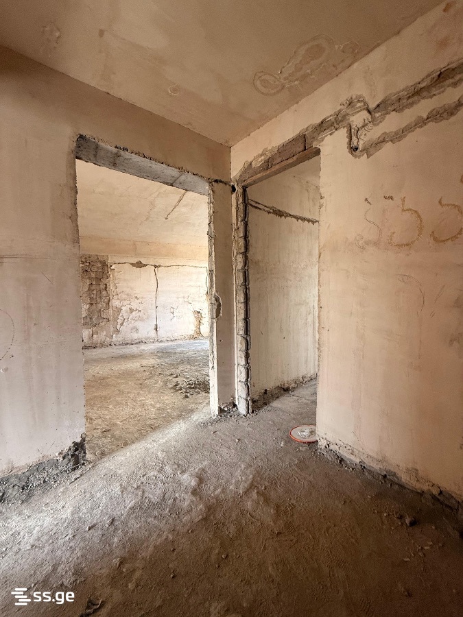 4 Room Flat For Sale, 3 of 4