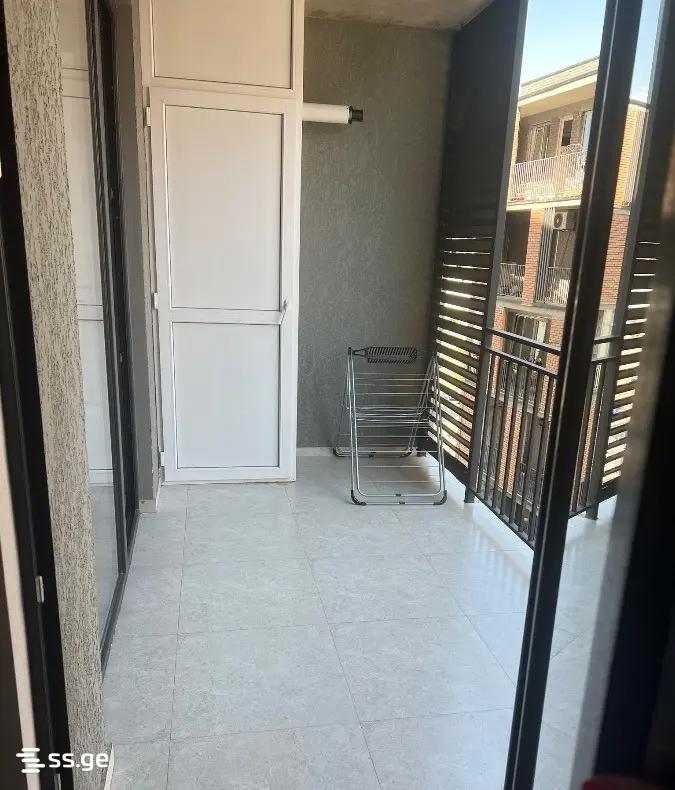 3 Room Flat For Rent. Mukhiani view 6