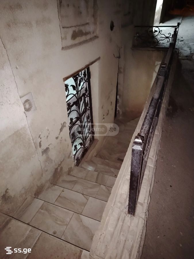 1 Room Flat For Sale view 3