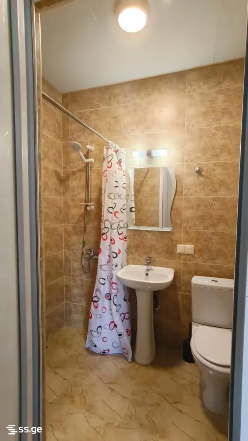 1 Room Private House For Rent. Isani view 8
