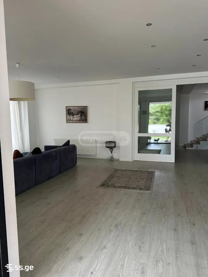 5 Room Private House For Sale view 11