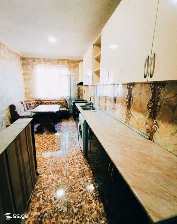 10 Room Private House For Sale view 4