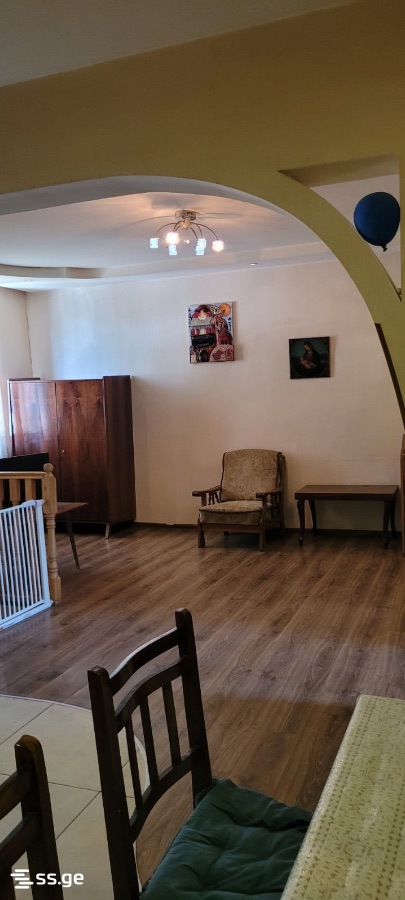 3 Room Private House For Rent. Ortachala view 4