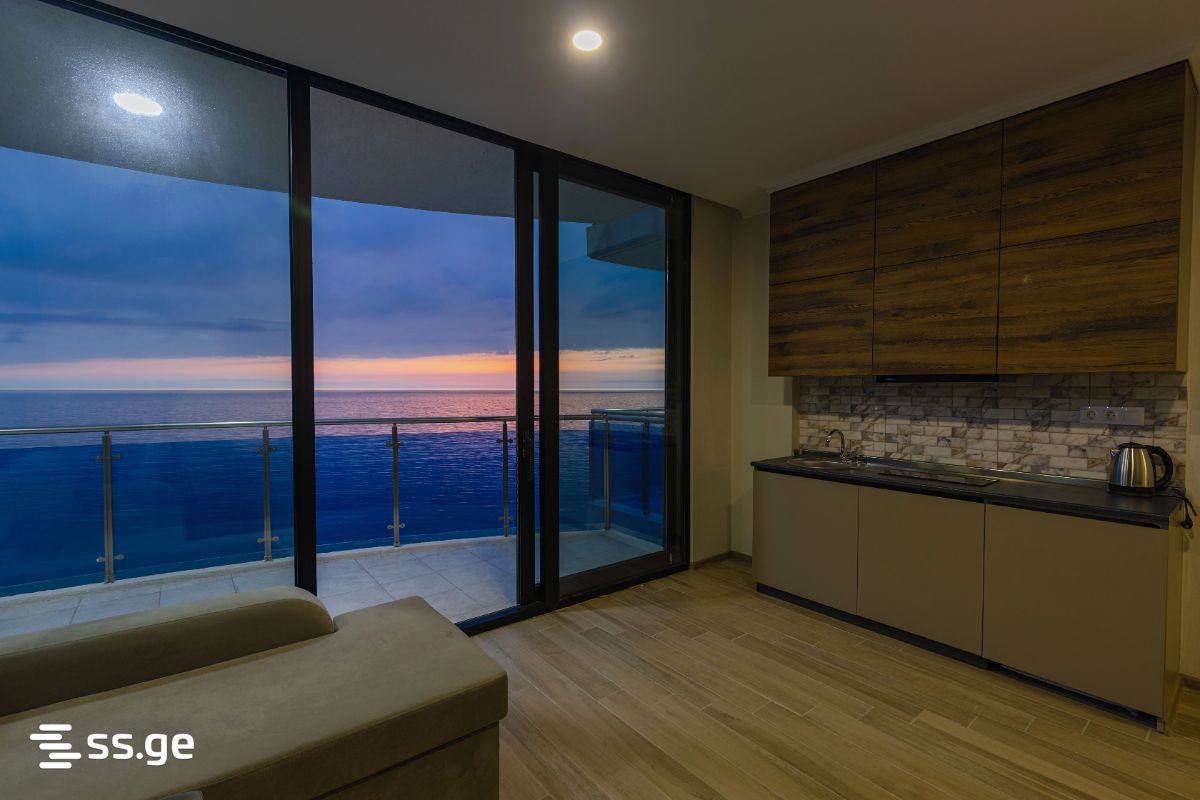 3 Room Flat For Sale view 1