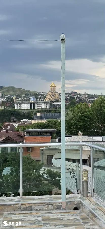 10 Room Hotel For Rent. Sololaki view 12