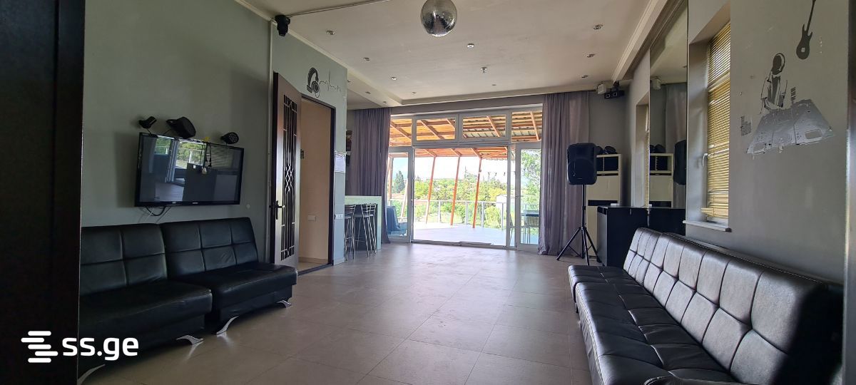 4 Room Private House Daily Rent. Ponichala view 12