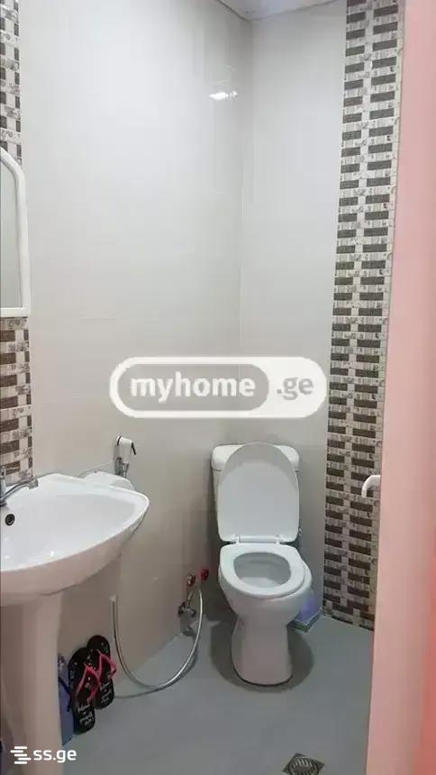 8 Room Hotel For Rent. Isani, 4 of 4