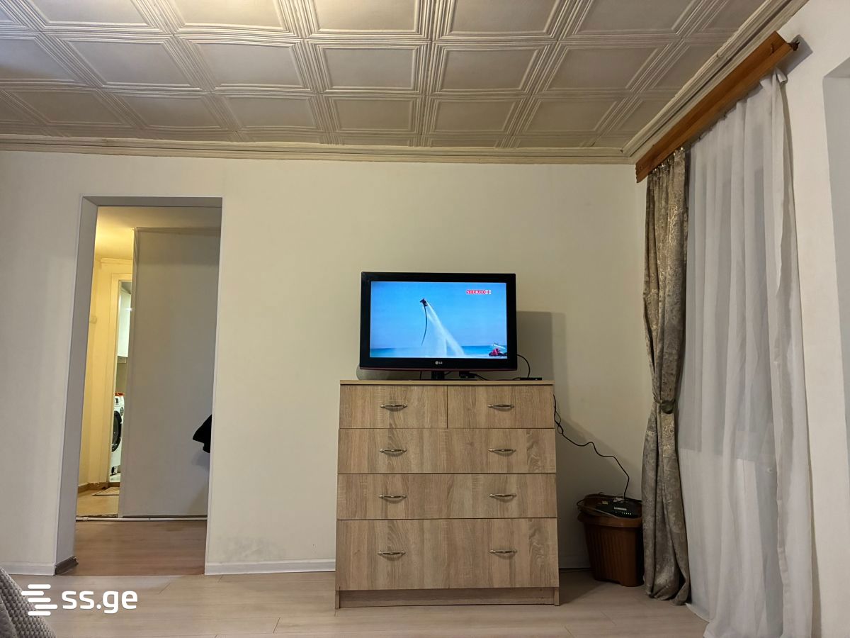1 Room Flat Daily Rent. Vera view 3
