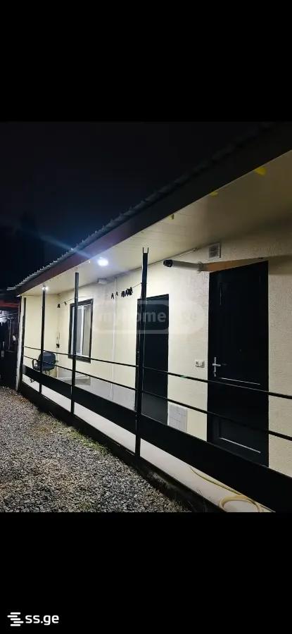 3 Room Private House For Rent. Navtlugi, 1 of 4