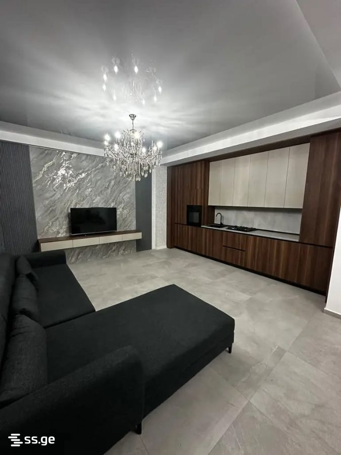 10 Room Private House For Sale, 3 of 4