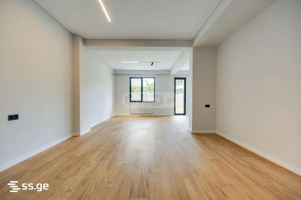 6 Room Private House For Sale view 7