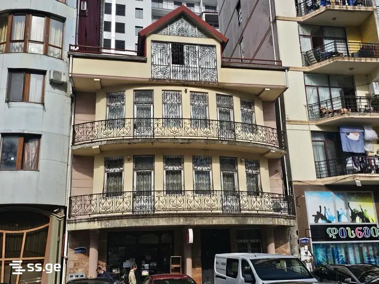 10 Room Hotel For Sale, 1 of 4