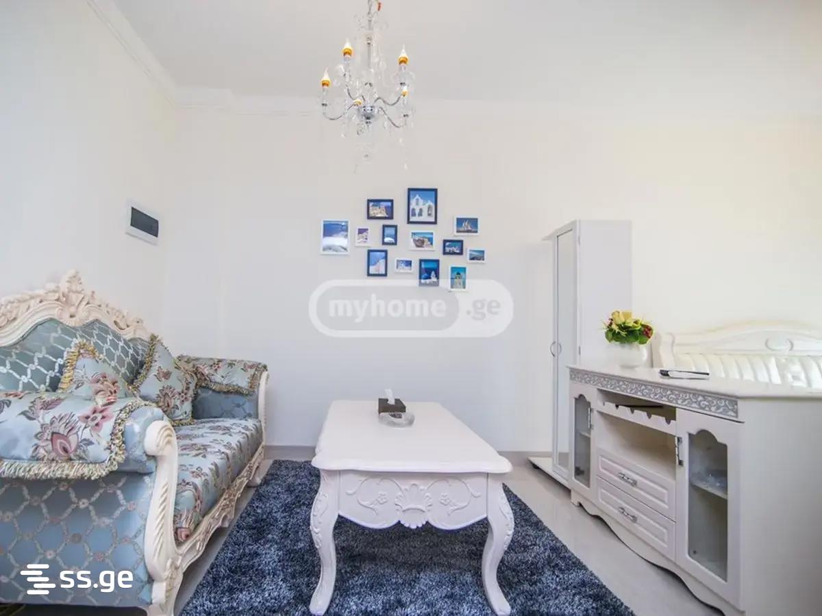 10 Room Hotel For Rent. Vera view 3
