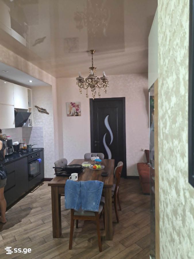 4 Room Flat For Sale view 3
