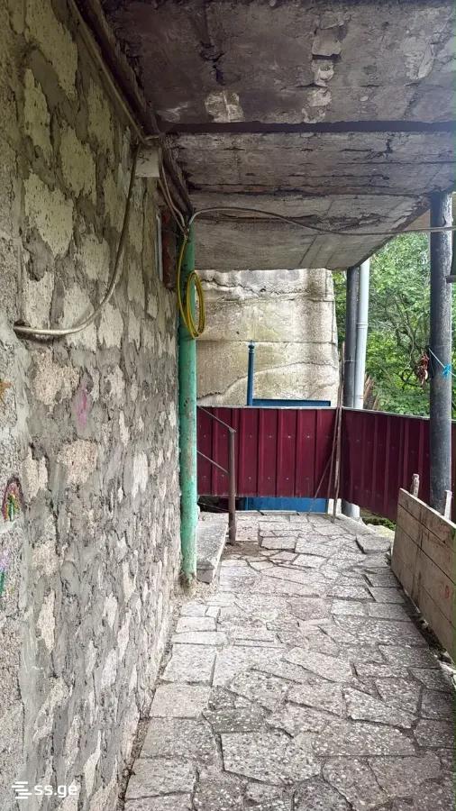 8 Room Private House For Sale view 7