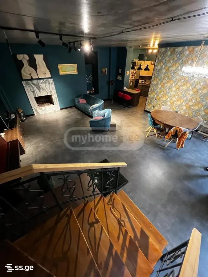 6 Room Private House For Rent. Mtatsminda, 2 of 4