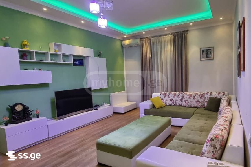 9 Room Private House For Sale, 2 of 4