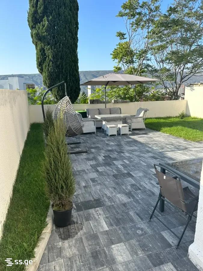 7 Room Private House For Rent. Isani, 1 of 4