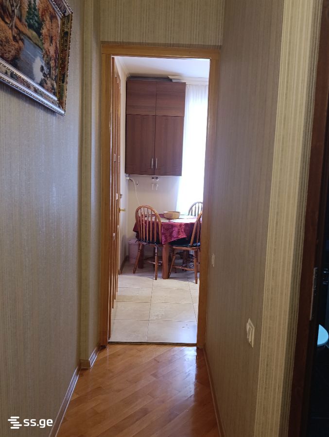 3 Room Flat For Sale, 3 of 4