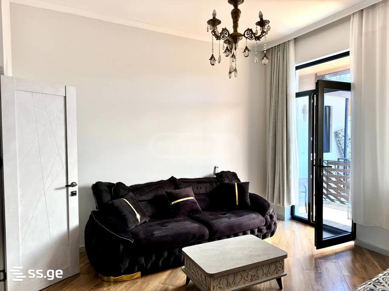 10 Room Hotel For Sale, 3 of 4