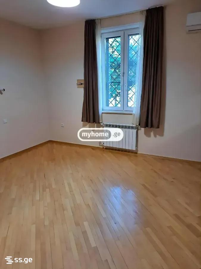 8 Room Hotel For Rent. Digomi view 6