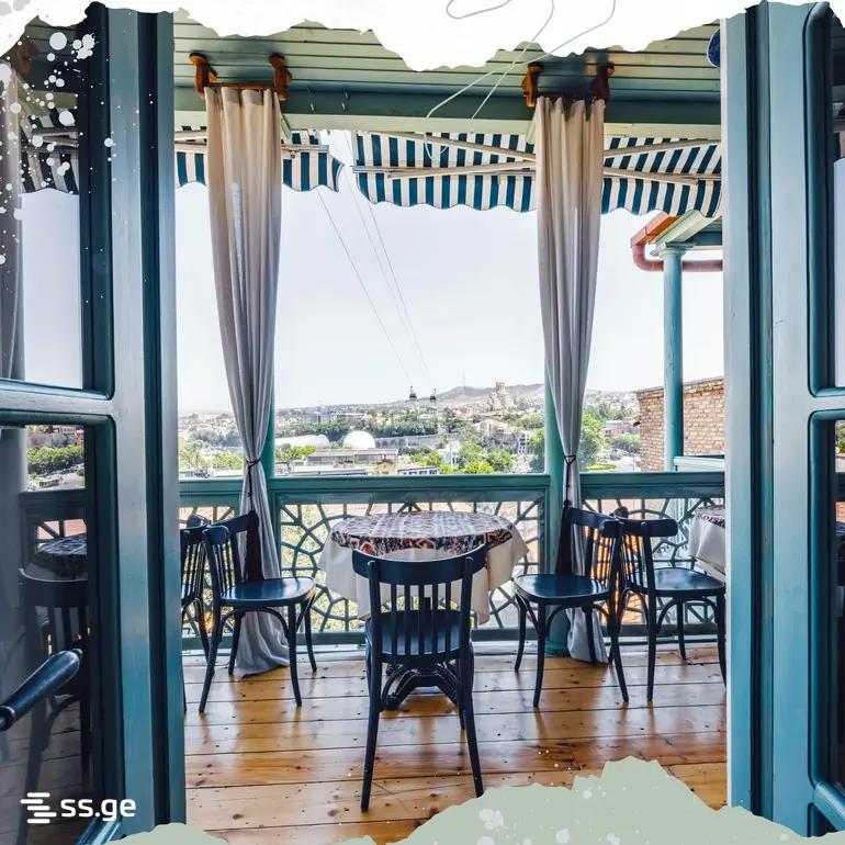 6 Room Private House For Sale view 2