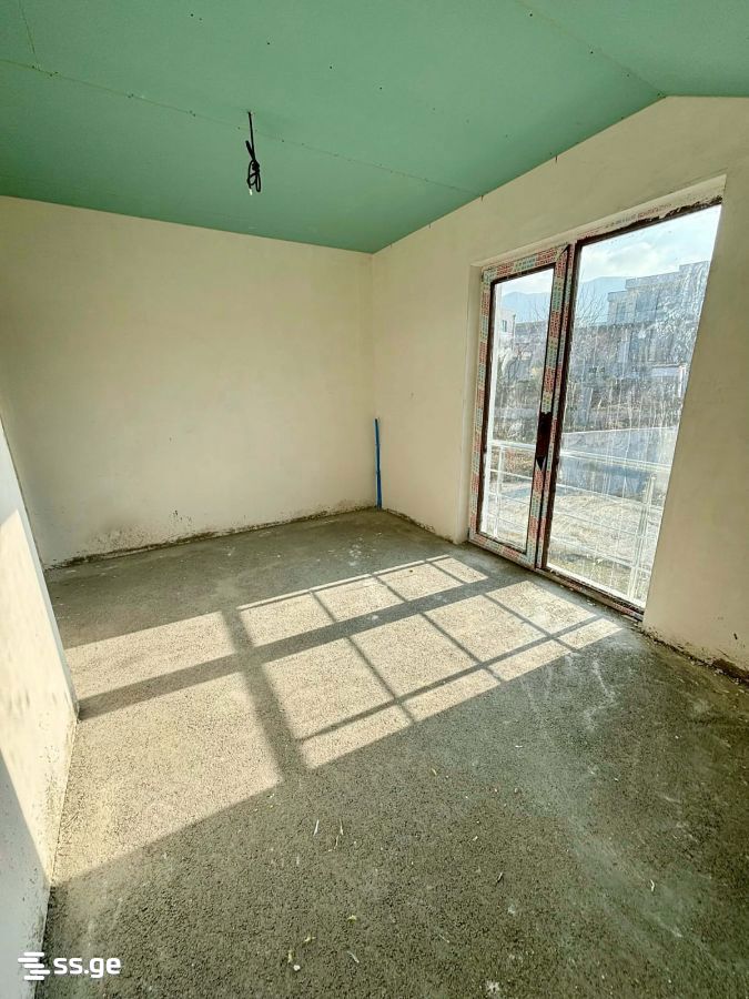 7 Room Private House For Sale view 26
