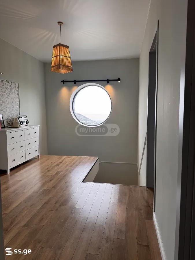 10 Room Private House For Sale view 7