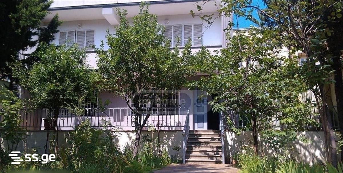 8 Room Hotel For Rent. Lisi Lake, 1 of 4