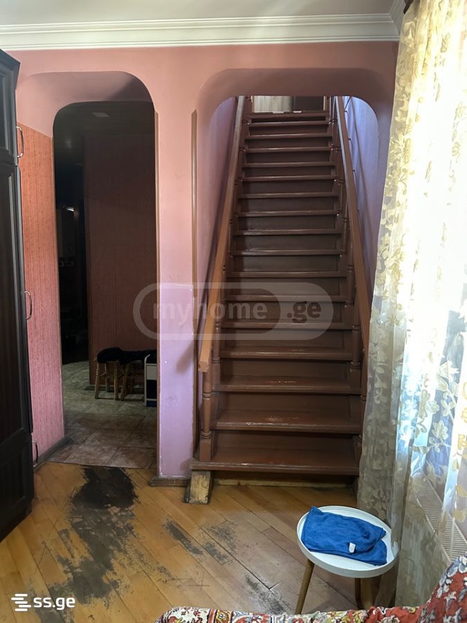 10 Room Private House For Sale view 10