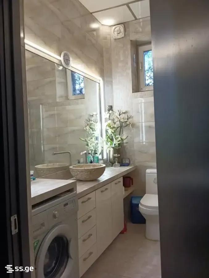 5 Room Flat For Sale view 4