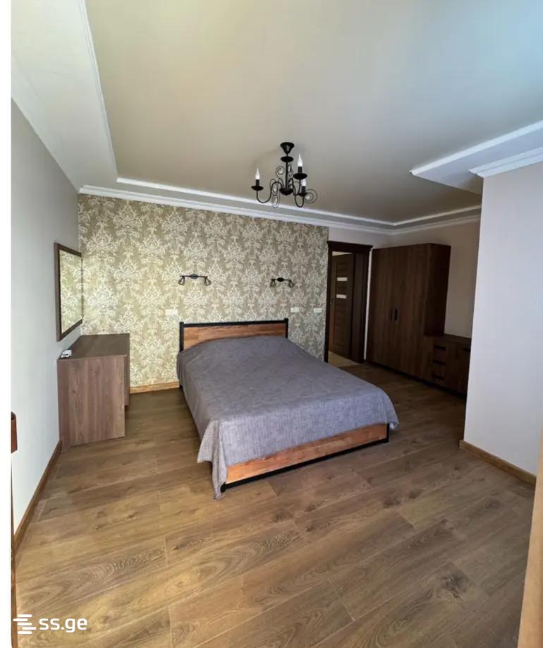 10 Room Private House For Sale view 8