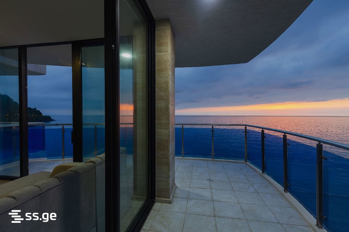 3 Room Flat For Sale view 9