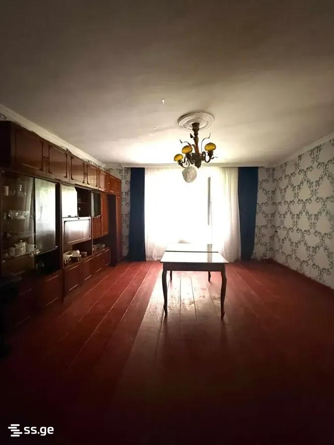 8 Room Private House For Sale view 9