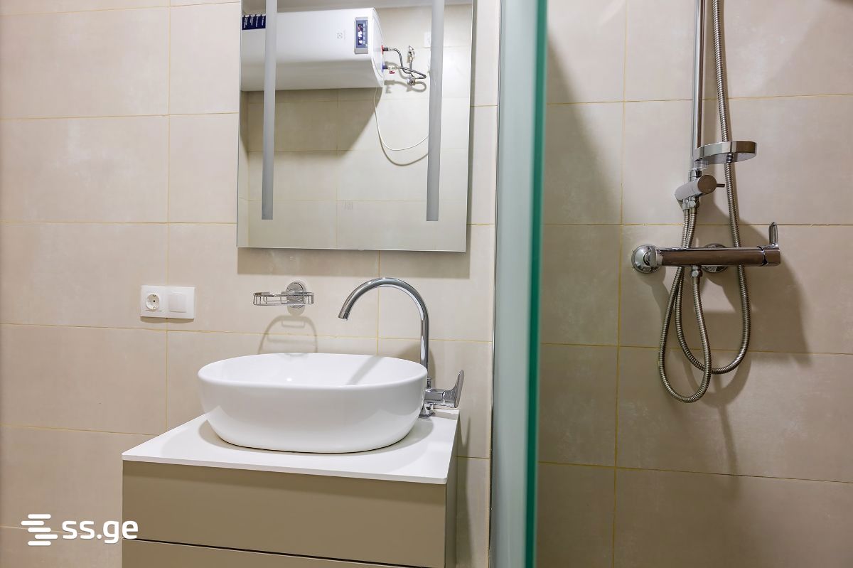 3 Room Flat For Sale view 4