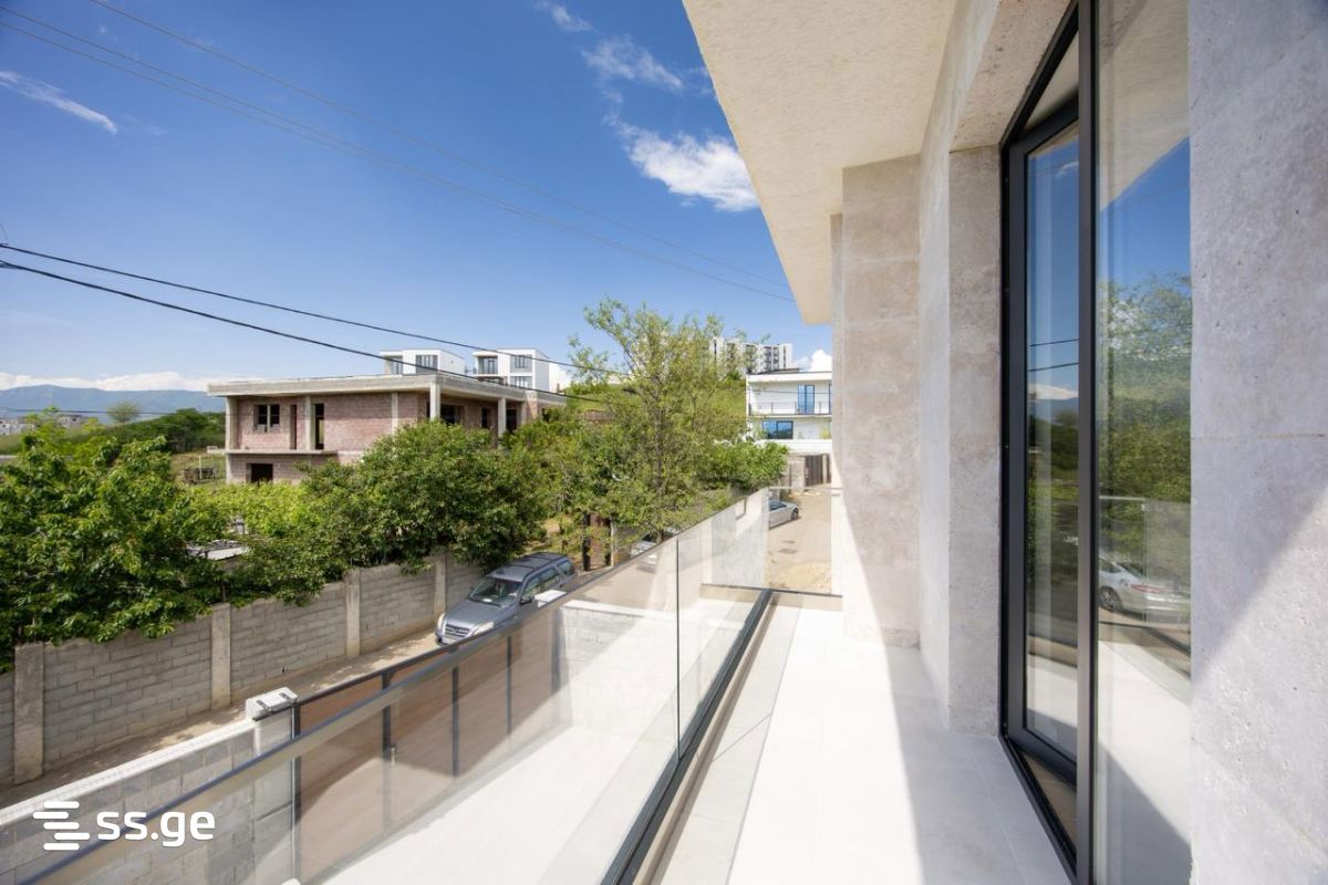 6 Room Private House For Sale view 6