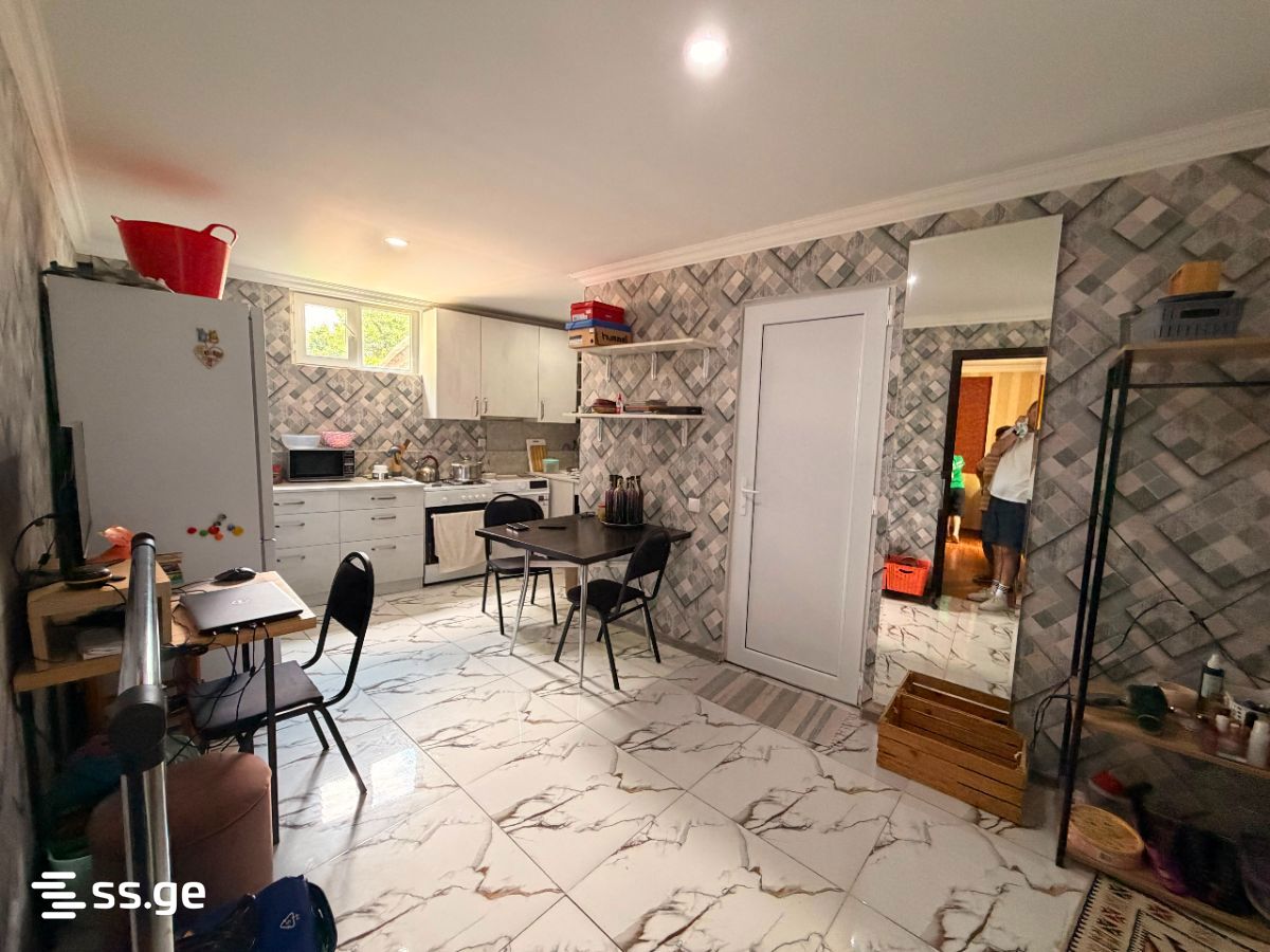 3 Room Private House For Rent. Avlabari, 3 of 4