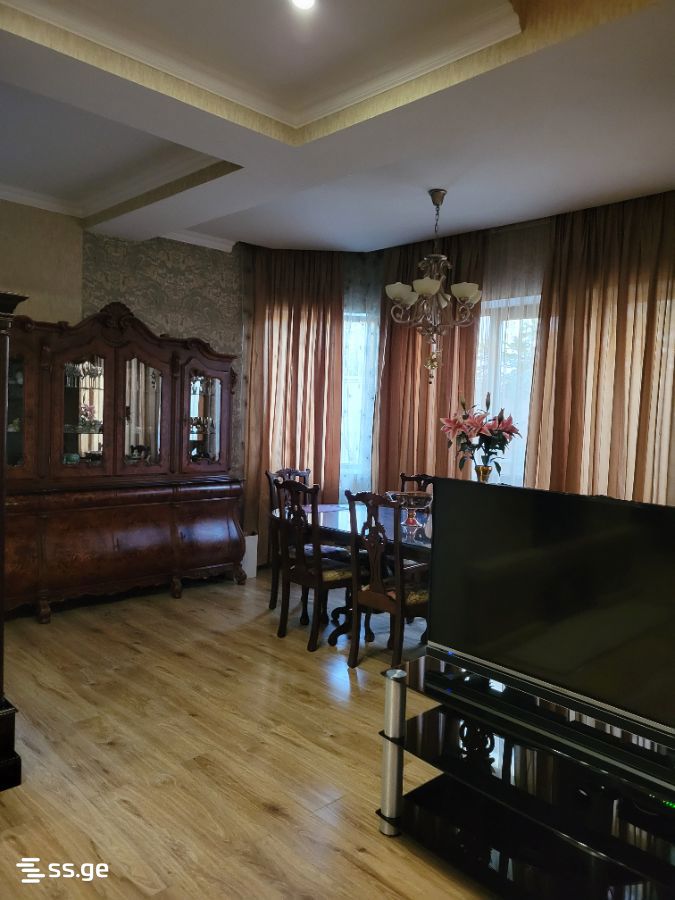 Продажа 8-комната Частный дом view 2