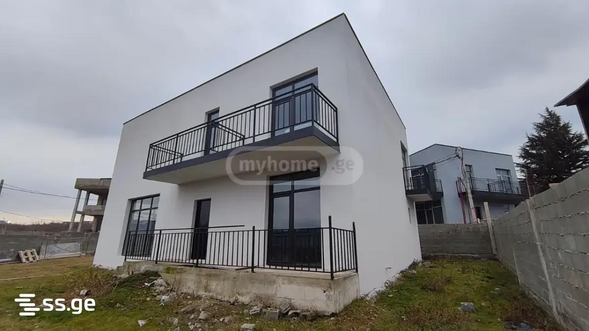 Продажа 6-комната Частный дом view 1