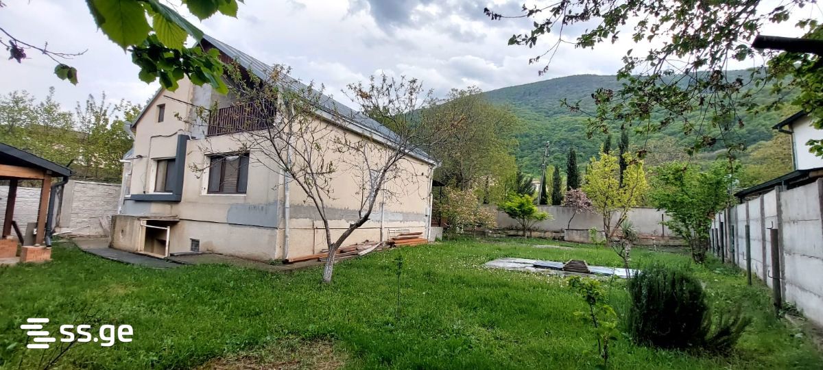 იყიდება 5-ოთახი კერძო სახლი view 1