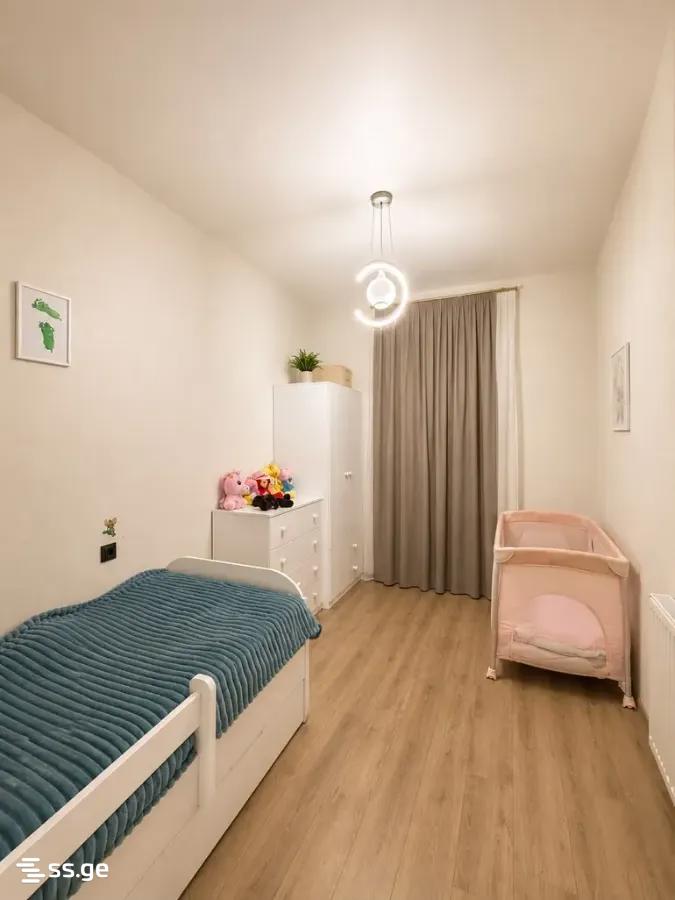 4 Room Private House For Sale view 6