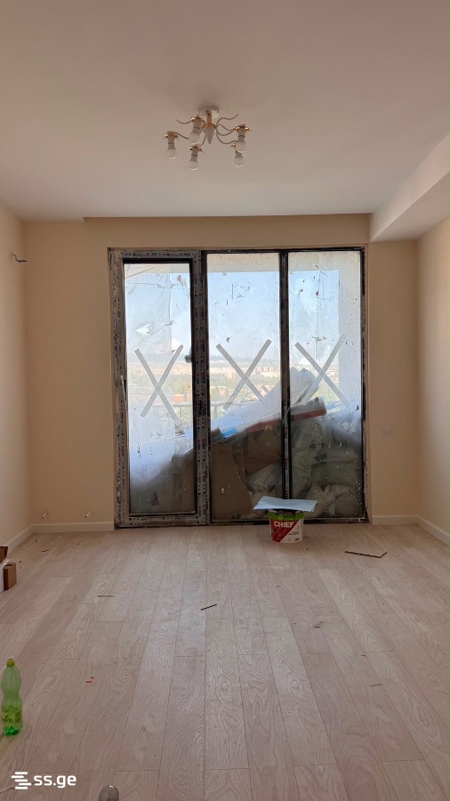 2 Room Flat For Sale view 3