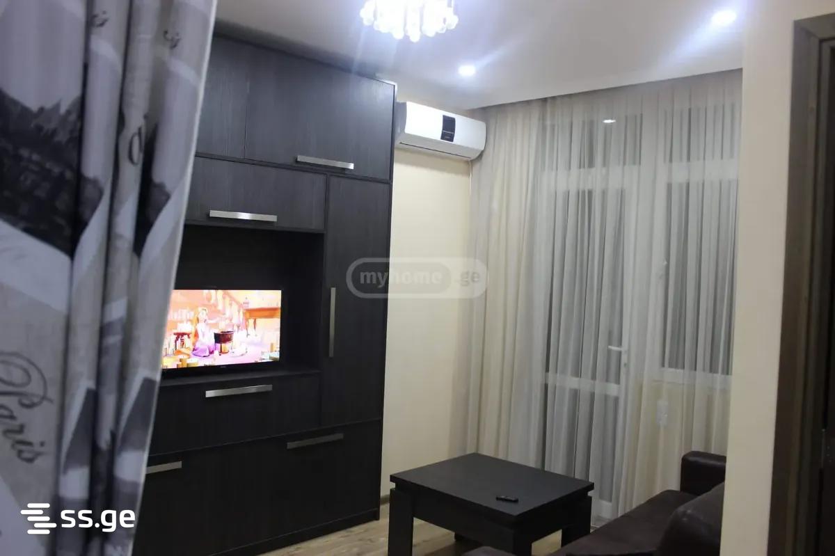 2 Room Flat For Rent. Batumi view 4