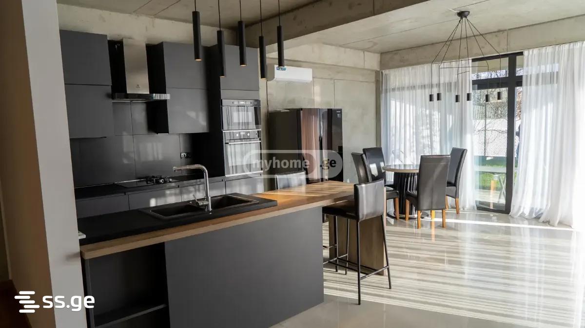 8 Room Private House For Sale view 8
